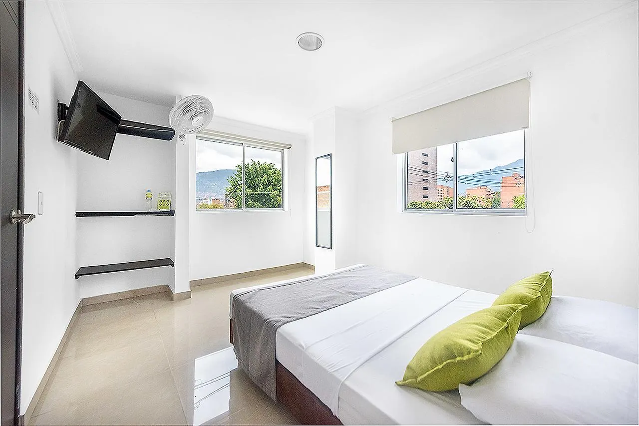 Ayenda 1219 Park 6 Otel Medellín Kolombiya